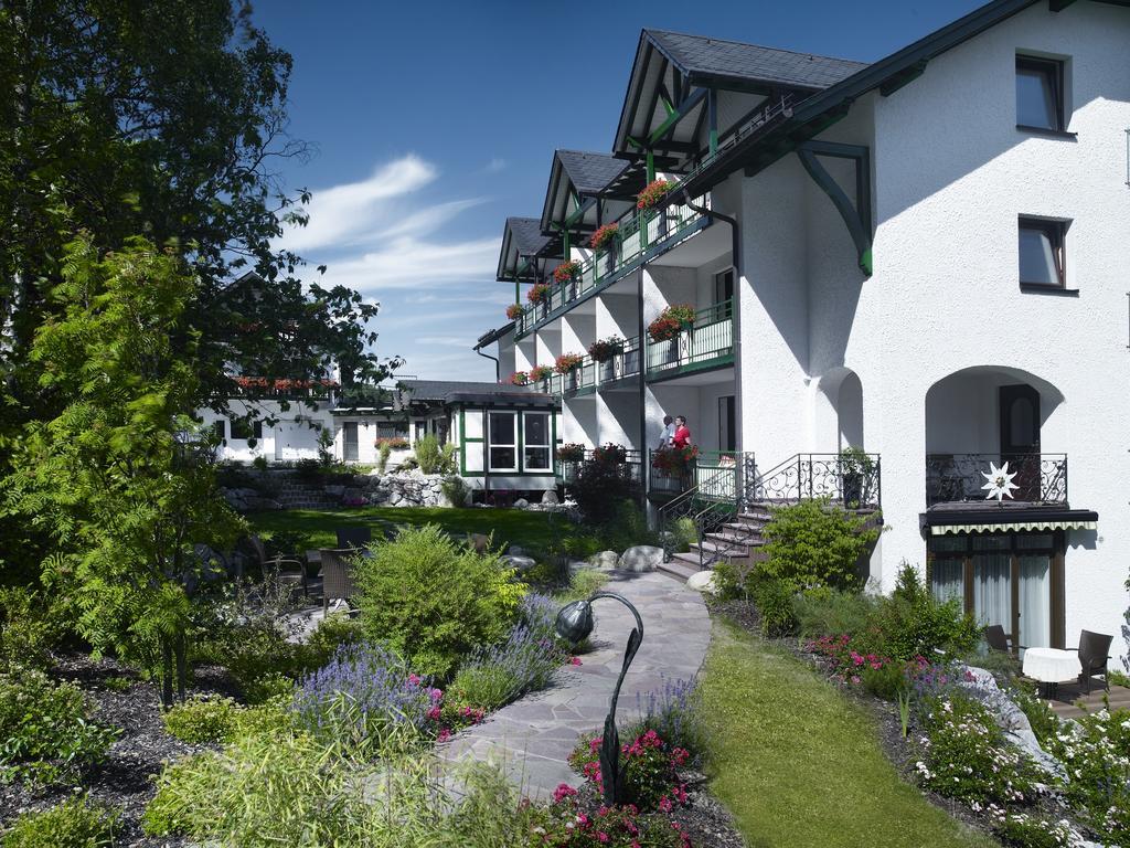 Hotel & Ferienappartements Edelweiss Willingen  Ngoại thất bức ảnh