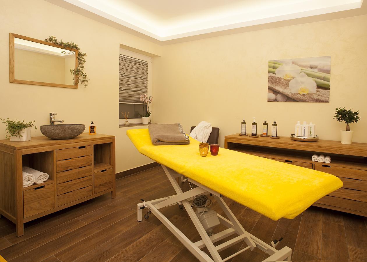 Hotel & Ferienappartements Edelweiss Willingen  Ngoại thất bức ảnh
