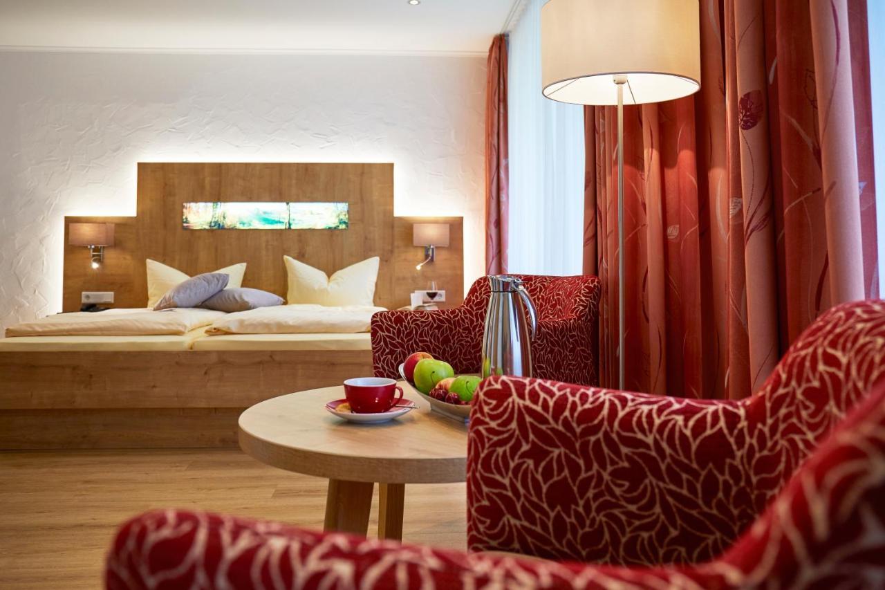 Hotel & Ferienappartements Edelweiss Willingen  Ngoại thất bức ảnh